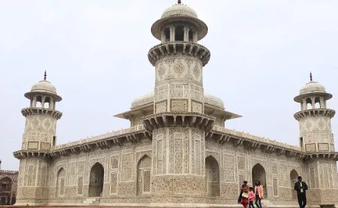 baby-taj-of-agra
