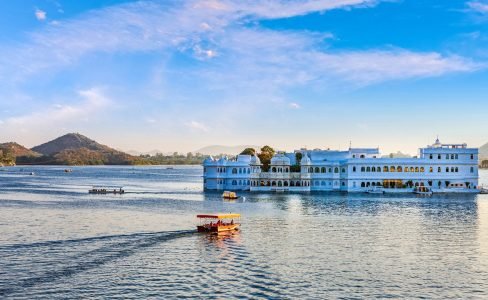 lake-pichola-udaipur-rajasthan-2-attr-hero lake-pichola-udaipur-rajasthan-2-attr-hero